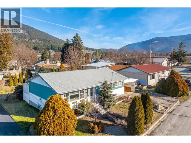 2430 Birch Street, Creston, British Columbia V0B1G5