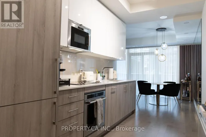 618 - 330 RICHMOND STREET W, Toronto (Waterfront Communities), Ontario M5V0M4