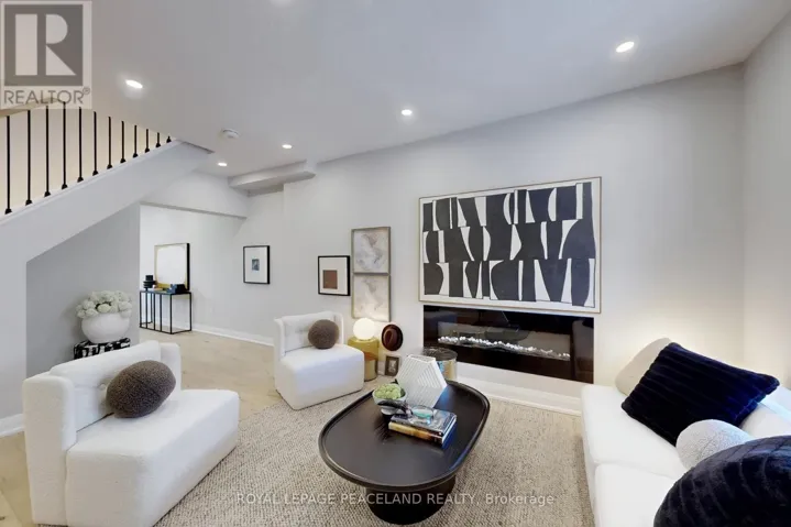 101 MARCHMOUNT ROAD, Toronto (Wychwood), Ontario M6G2B2