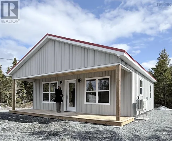 272 Lakewood Court, East Uniacke, Nova Scotia B0N1Z0