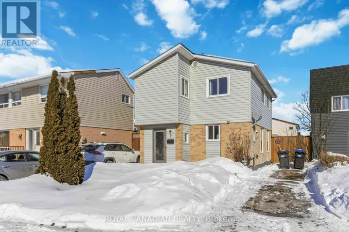 9 HORATIO COURT, Brampton (Central Park), Ontario L6S1X8