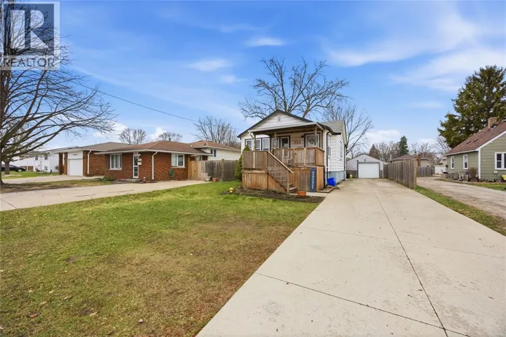 993 MURPHY ROAD, Sarnia, Ontario N7S2Y3