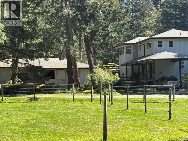 137 Forest Ridge Rd, Salt Spring, British Columbia V8K1W4