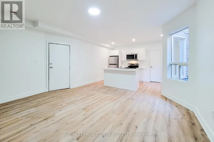 1 - 1052 BARTON STREET E, Hamilton (Crown Point), Ontario L8L3E5