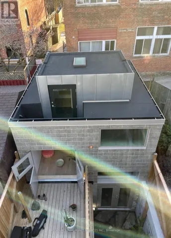 R - 60 BEVERLEY STREET, Toronto (Kensington-Chinatown), Ontario M5T1X9