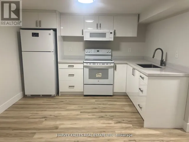 BSMT - 113 MCALLISTER ROAD, Toronto (Clanton Park), Ontario M3H2N3