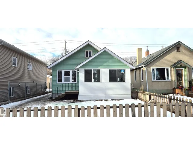 11426 84 ST NW, Edmonton, Alberta T5B3B4