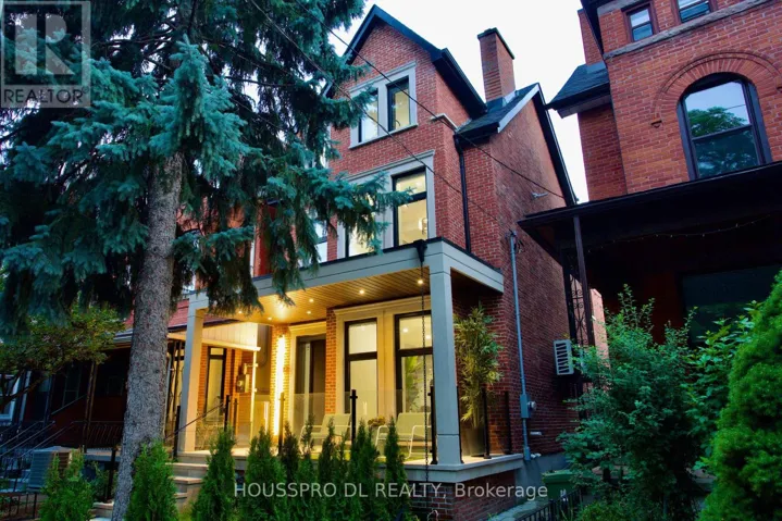 82 MAJOR STREET, Toronto (University), Ontario M5S2L1