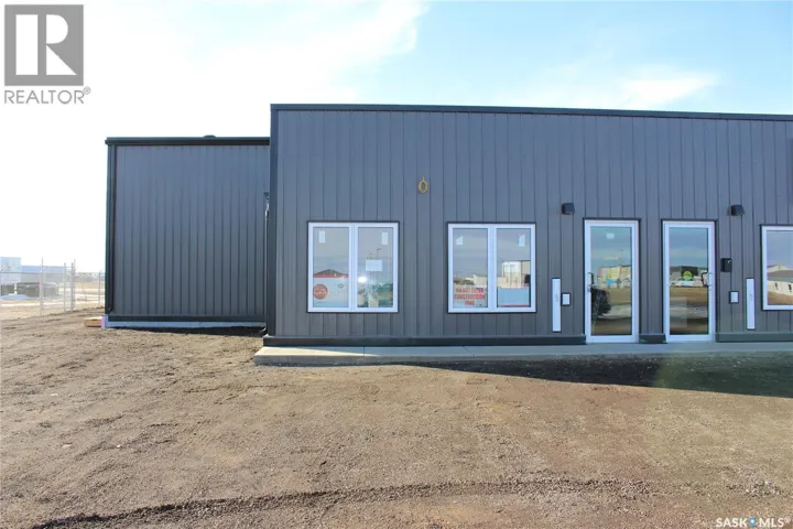 20 40A Highland ROAD, Moose Jaw, Saskatchewan S6J1M4