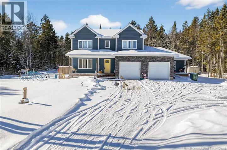 11 Amber Ridge Court, Berry Mills, New Brunswick E1G5R3