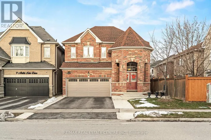 15 HELMAN ROAD, Brampton (Sandringham-Wellington), Ontario L6R0R7