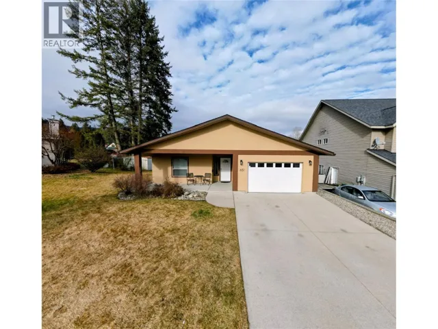 651 Hanville Place, Castlegar, British Columbia V1N4H3