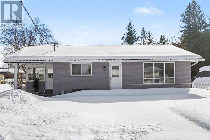 7 BAYVIEW DRIVE, Smiths Falls, Ontario K7A5B8