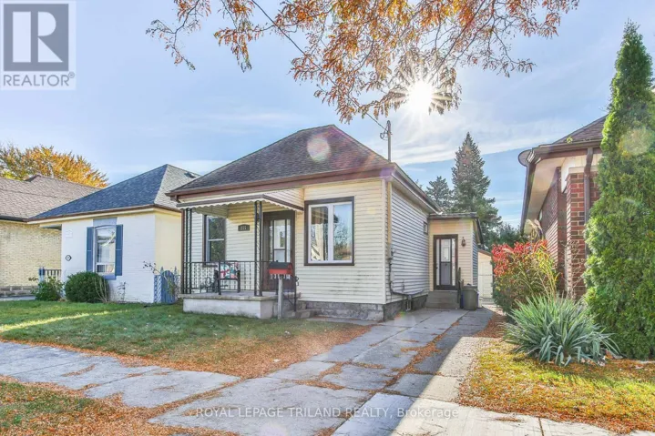 115 VAUXHALL STREET, London East (East M), Ontario N5Z1B5