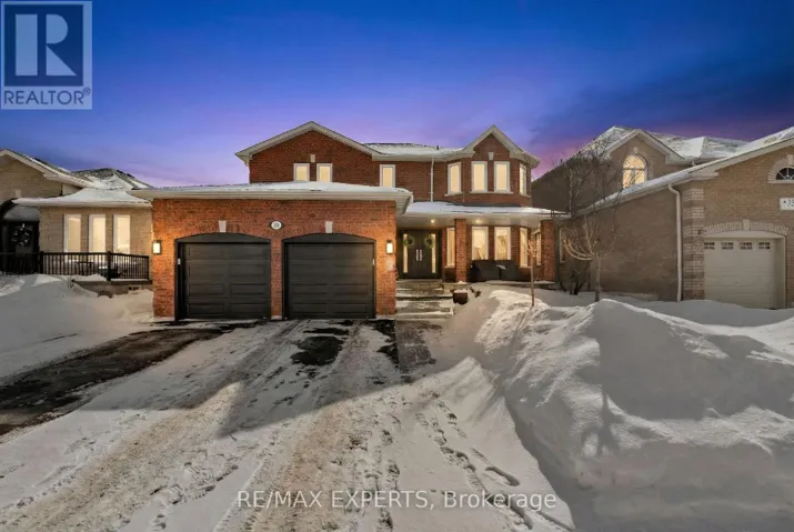 30 TAYLOR COURT, Bradford West Gwillimbury (Bradford), Ontario L3Z3J1