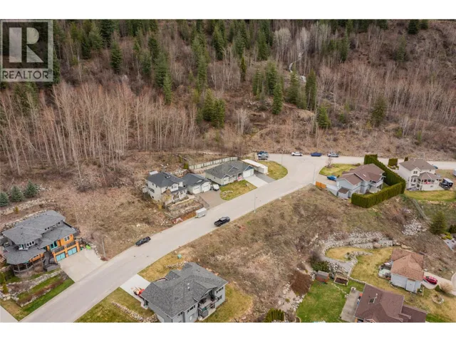2450 Mcbride Street, Trail, British Columbia V1R4N8
