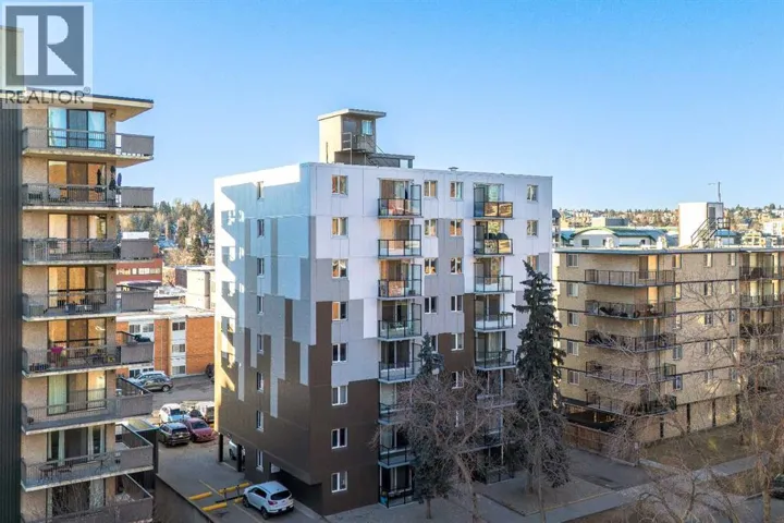 701, 1111 15 Avenue SW, Calgary, Alberta T2R0S8