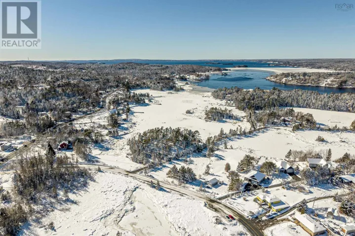 42 Whynachts Point Road, Tantallon, Nova Scotia B3Z2K9