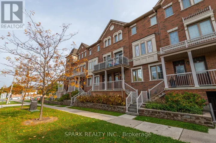 35 - 180 HOWDEN BOULEVARD, Brampton (Westgate), Ontario L6S0E6