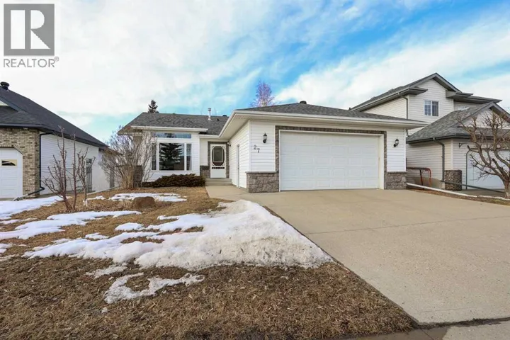 27 Falcon Crescent, Sylvan Lake, Alberta T4S1Z2
