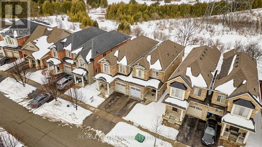 71 BEVERTON CRESCENT, Ajax (Northwest Ajax), Ontario L1T4R8