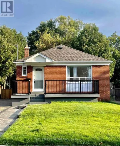 MAIN FLOOR - 37 BAYARD AVENUE, Toronto (Wexford-Maryvale), Ontario M1R4A4