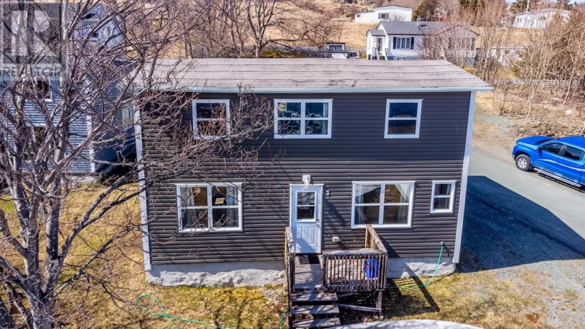 3-5 Farm Road, Pouch Cove, Newfoundland & Labrador A0A3L0