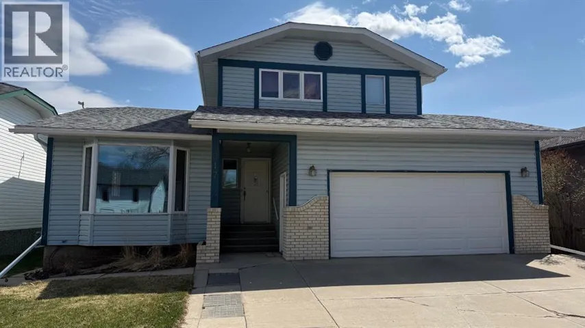 317 6 Avenue W, Hanna, Alberta T0J1P0