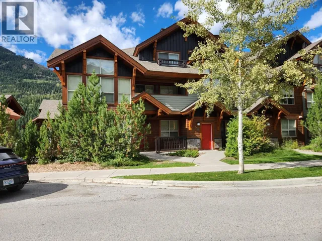 2049 SUMMIT Drive Unit# 211A, Panorama, British Columbia V0A1T0