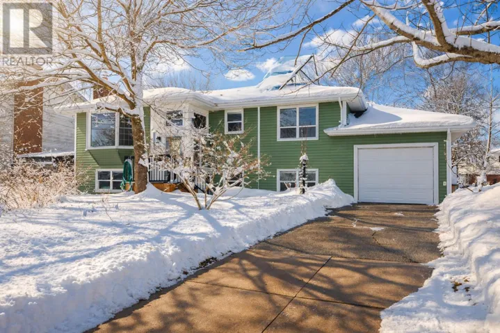 39 Inverness Avenue, Halifax, Nova Scotia B3P1X6