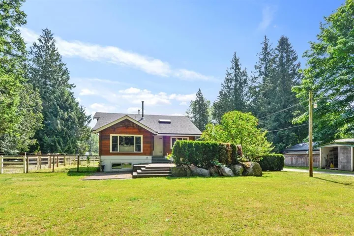 1910 196 STREET, Langley, British Columbia V2Z2G4