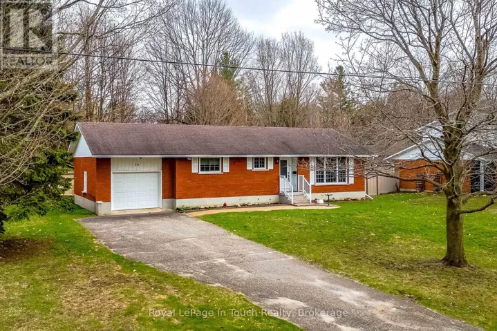 19 MAPLEGATE ROAD, Tiny (Wyevale), Ontario L0L2T0