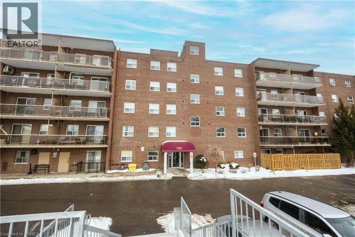793 COLBORNE Street E Unit# 304, Brantford, Ontario N3S7J3