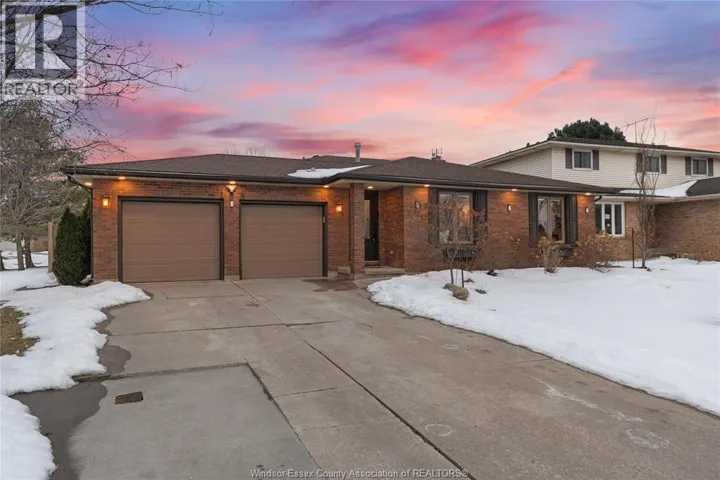 194 SHANNON, Windsor, Ontario N8N4J3
