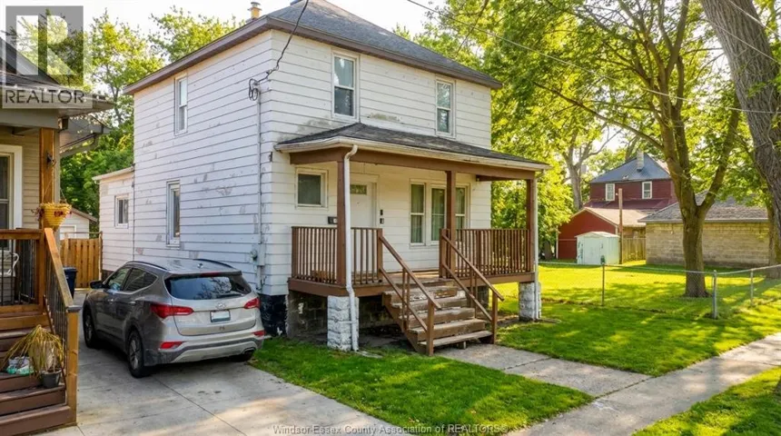 3479 HARRIS STREET, Windsor, Ontario N9C1N6