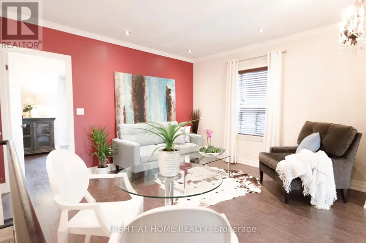 UPPER - 612 ST CLARENS AVENUE, Toronto (Dovercourt-Wallace Emerson-Junction), Ontario M6H3W9