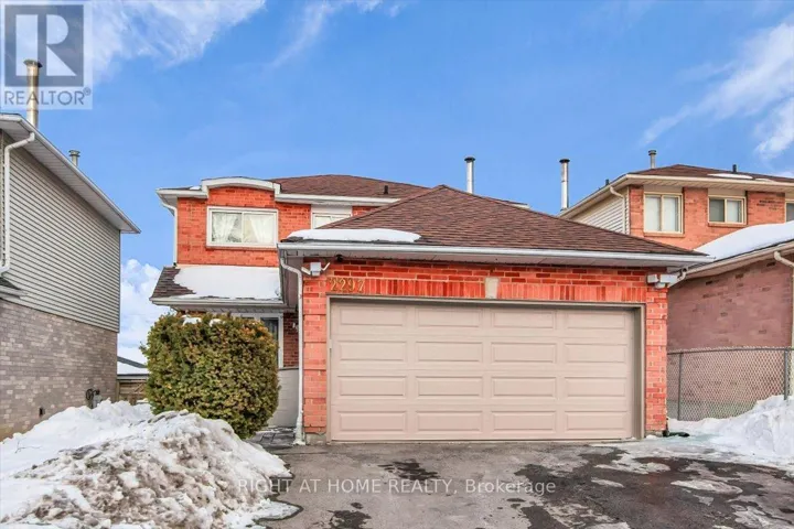 2297 CHAPMAN COURT, Pickering (Brock Ridge), Ontario L1X2E5