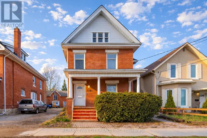 38 NELSON STREET, Brantford, Ontario N3T2M8