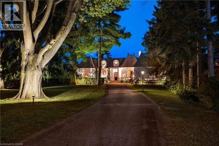 4410 LAKESHORE Road, Burlington, Ontario L7L1B4