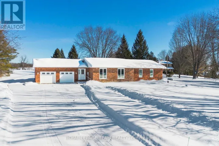 1667 RIVER ROAD, Ottawa, Ontario K4M1B4