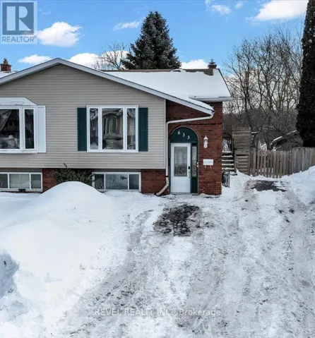 633 DEAUVILLE COURT, Oshawa (Pinecrest), Ontario L1K1R1