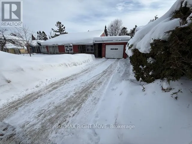 377 BARRIE ROAD, Orillia, Ontario L3V2S1