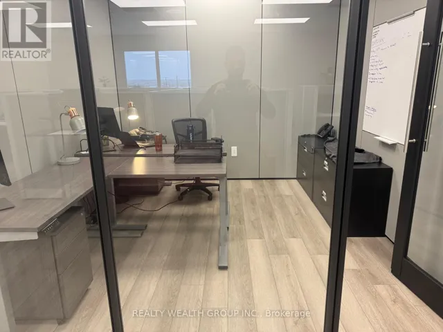 UNIT 302 - 1135 STELLAR DRIVE, Newmarket (Newmarket Industrial Park), Ontario L3Y7B8