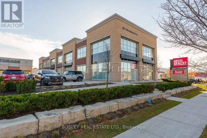 3 - 201 WICKSTEED AVENUE, Toronto (Thorncliffe Park), Ontario M4G0B1