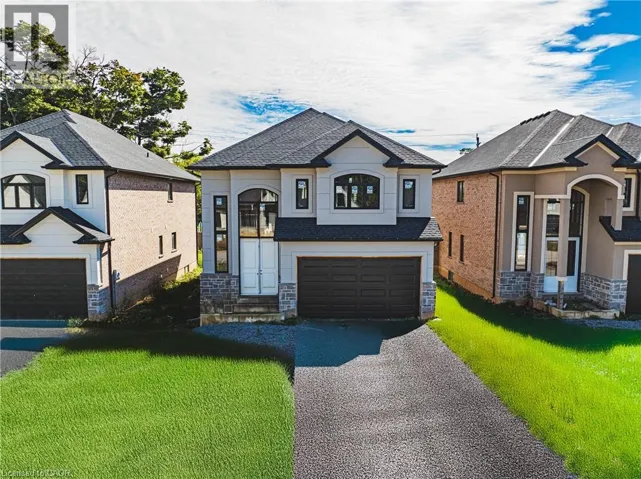 40 CESAR Place, Ancaster, Ontario L9G0G3