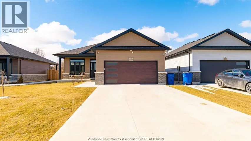 224 MOONSTONE CRESCENT, Chatham, Ontario N7M0S1