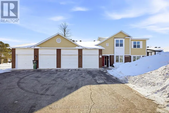 D - 39 STONEHAVEN DRIVE, Ottawa, Ontario K2M1E3