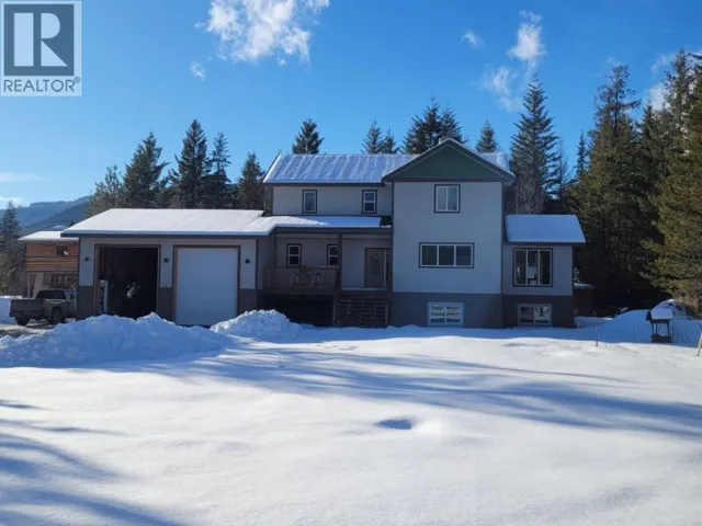 141 Wadlegger Road, Clearwater, British Columbia V0E1N2
