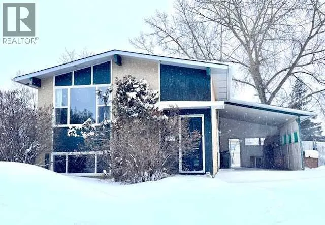 9901 Prairie Road, Grande Prairie, Alberta T8V3Z2