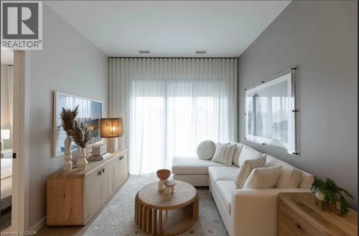 150 HOLLYWOOD Court Unit# 815, Cambridge, Ontario N1R0E5